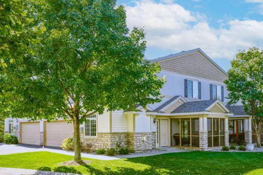 9160 Fox Court, Victoria, MN 55386