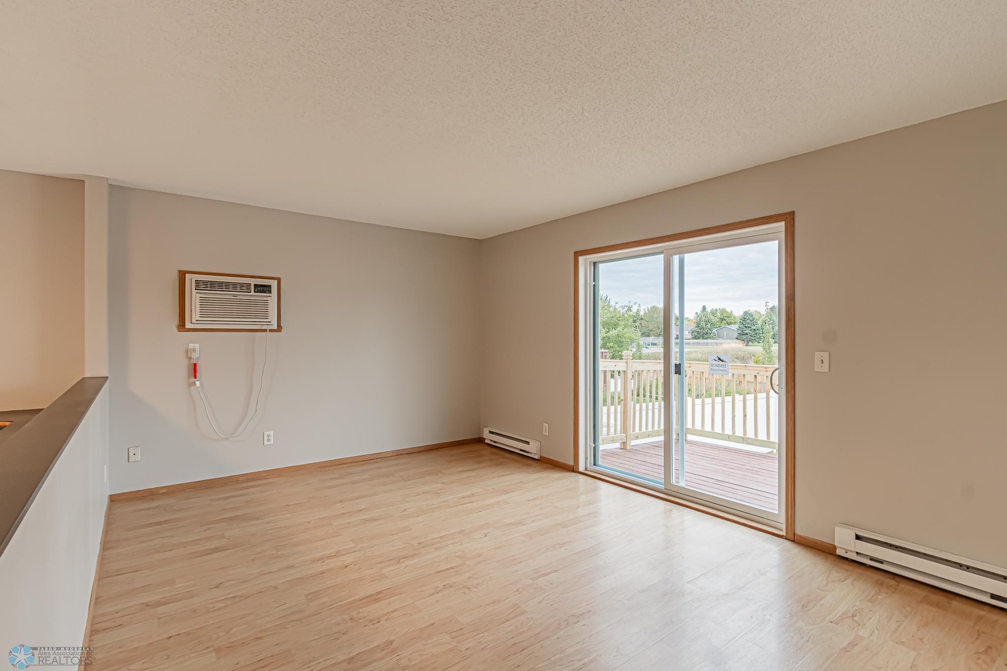 1815 56th Ave S, Fargo, ND-19.jpg