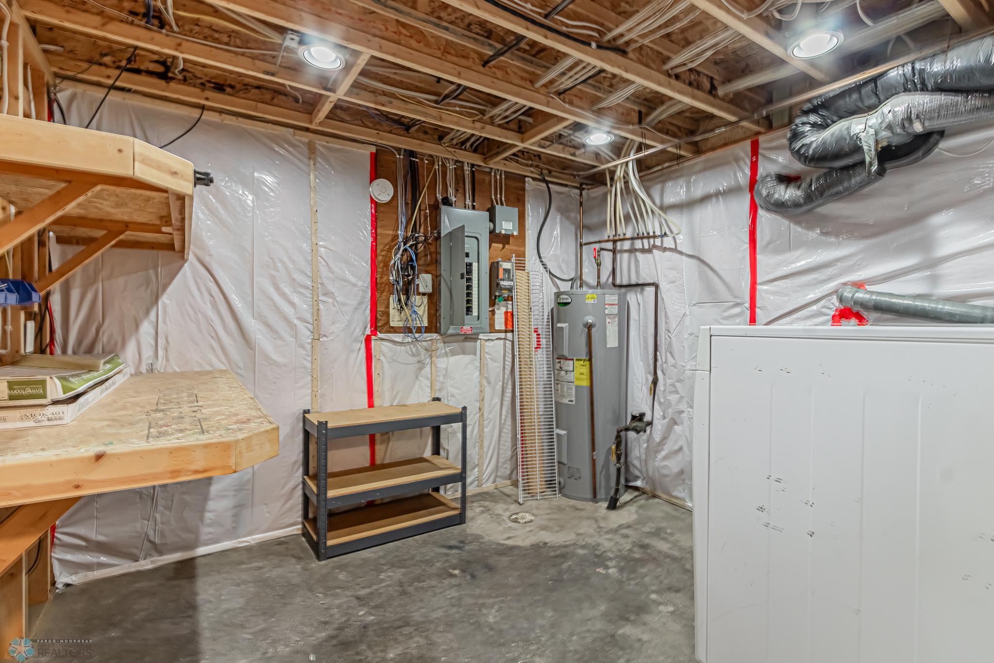 1815 56th Ave S, Fargo, ND-08.jpg