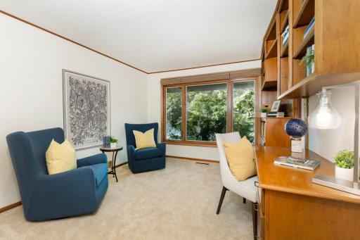 5630 Christmas Lake Point, Excelsior, MN 55331