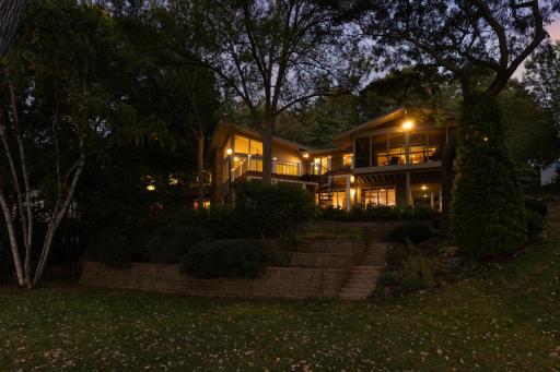 5630 Christmas Lake Point, Excelsior, MN 55331