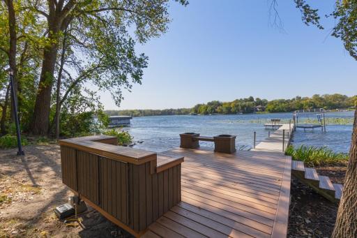 5630 Christmas Lake Point, Excelsior, MN 55331