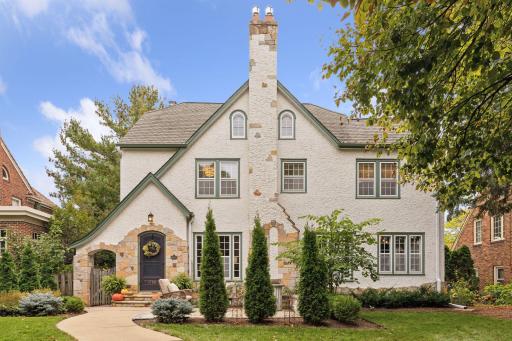1798 Pinehurst Avenue, Saint Paul, MN 55116