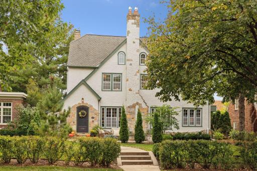 1798 Pinehurst Avenue, Saint Paul, MN 55116