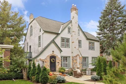 1798 Pinehurst Avenue, Saint Paul, MN 55116
