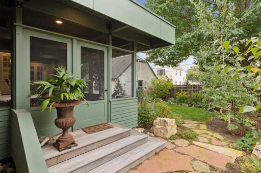 1798 Pinehurst Avenue, Saint Paul, MN 55116