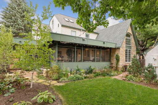 1798 Pinehurst Avenue, Saint Paul, MN 55116
