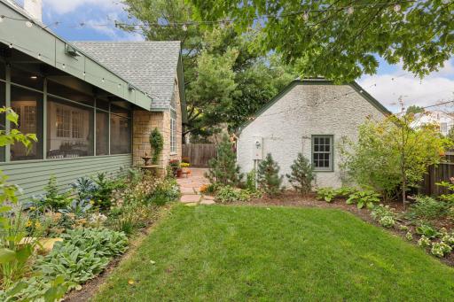 1798 Pinehurst Avenue, Saint Paul, MN 55116