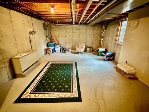 312 Oakdale Court NE, Warroad, MN 56763