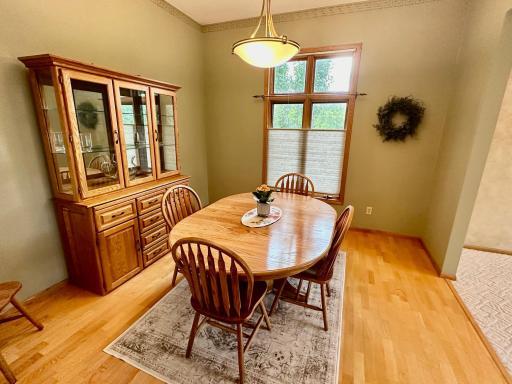 312 Oakdale Court NE, Warroad, MN 56763