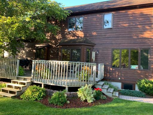 312 Oakdale Court NE, Warroad, MN 56763
