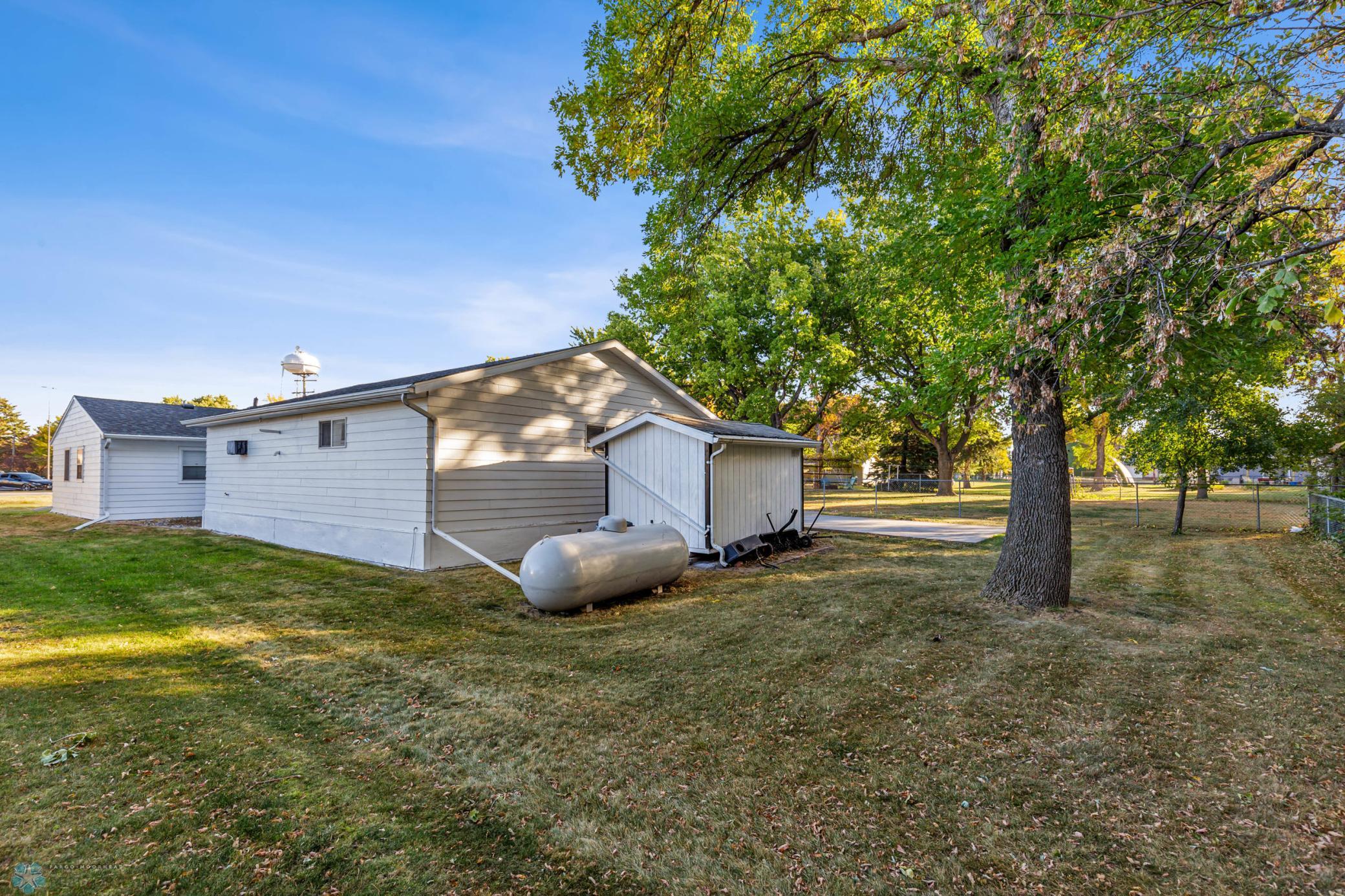 Back Yard/Propane Tank