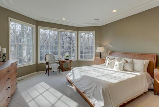 1 Lawton Lane, Saint Paul, MN 55127