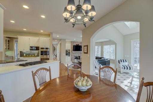 1 Lawton Lane, Saint Paul, MN 55127