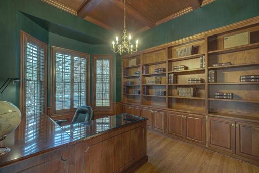 1 Lawton Lane, Saint Paul, MN 55127