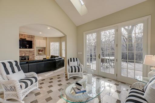 1 Lawton Lane, Saint Paul, MN 55127