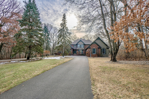 1 Lawton Lane, Saint Paul, MN 55127