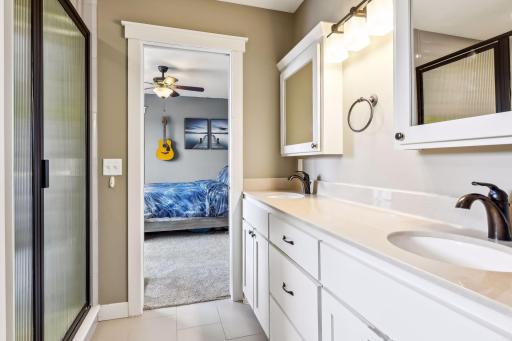 7792 Prairie Grass Pass, Prior Lake, MN 55372