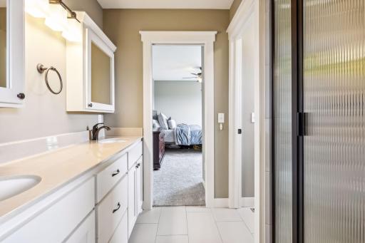 7792 Prairie Grass Pass, Prior Lake, MN 55372