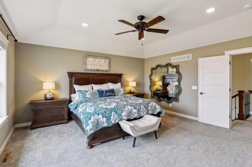 7792 Prairie Grass Pass, Prior Lake, MN 55372