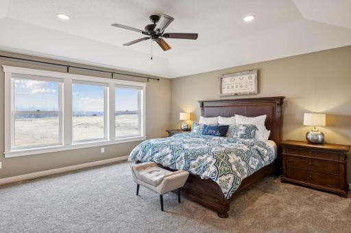 7792 Prairie Grass Pass, Prior Lake, MN 55372