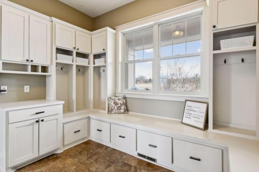 7792 Prairie Grass Pass, Prior Lake, MN 55372