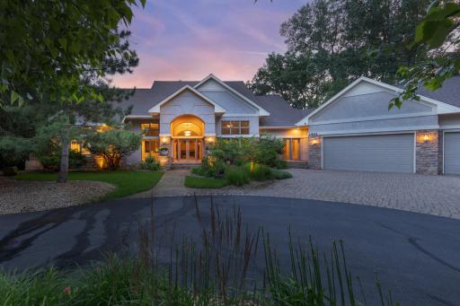 11622 Chamberlain Ct, Eden Prairie, MN 55344