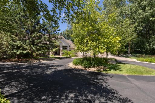 11622 Chamberlain Ct, Eden Prairie, MN 55344