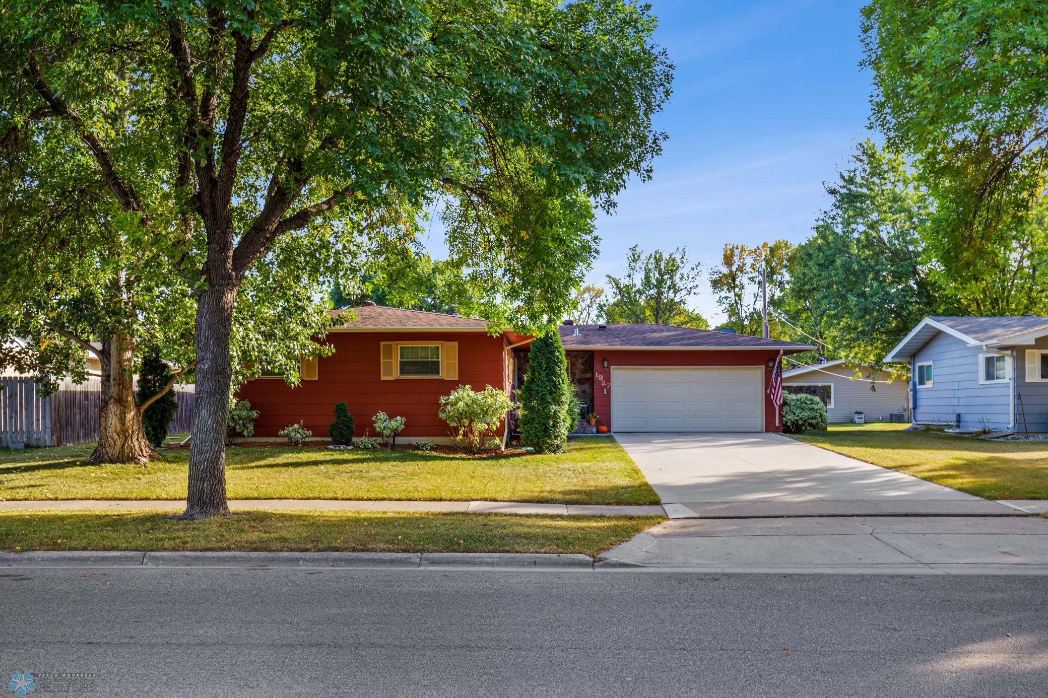 Property photo for 1927 20th Avenue S, Moorhead, MN 56560