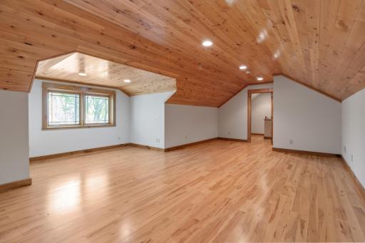 4665 Eaton Avenue SE, Delano, MN 55328