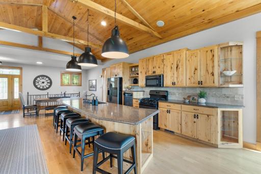 4665 Eaton Avenue SE, Delano, MN 55328