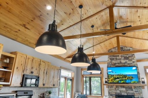 4665 Eaton Avenue SE, Delano, MN 55328