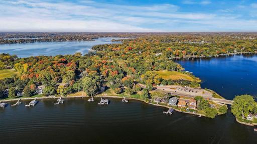3705 North Shore Drive, Wayzata, MN 55391