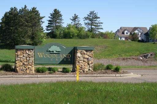 1401 Creekwood Drive, New Richmond, WI 54017