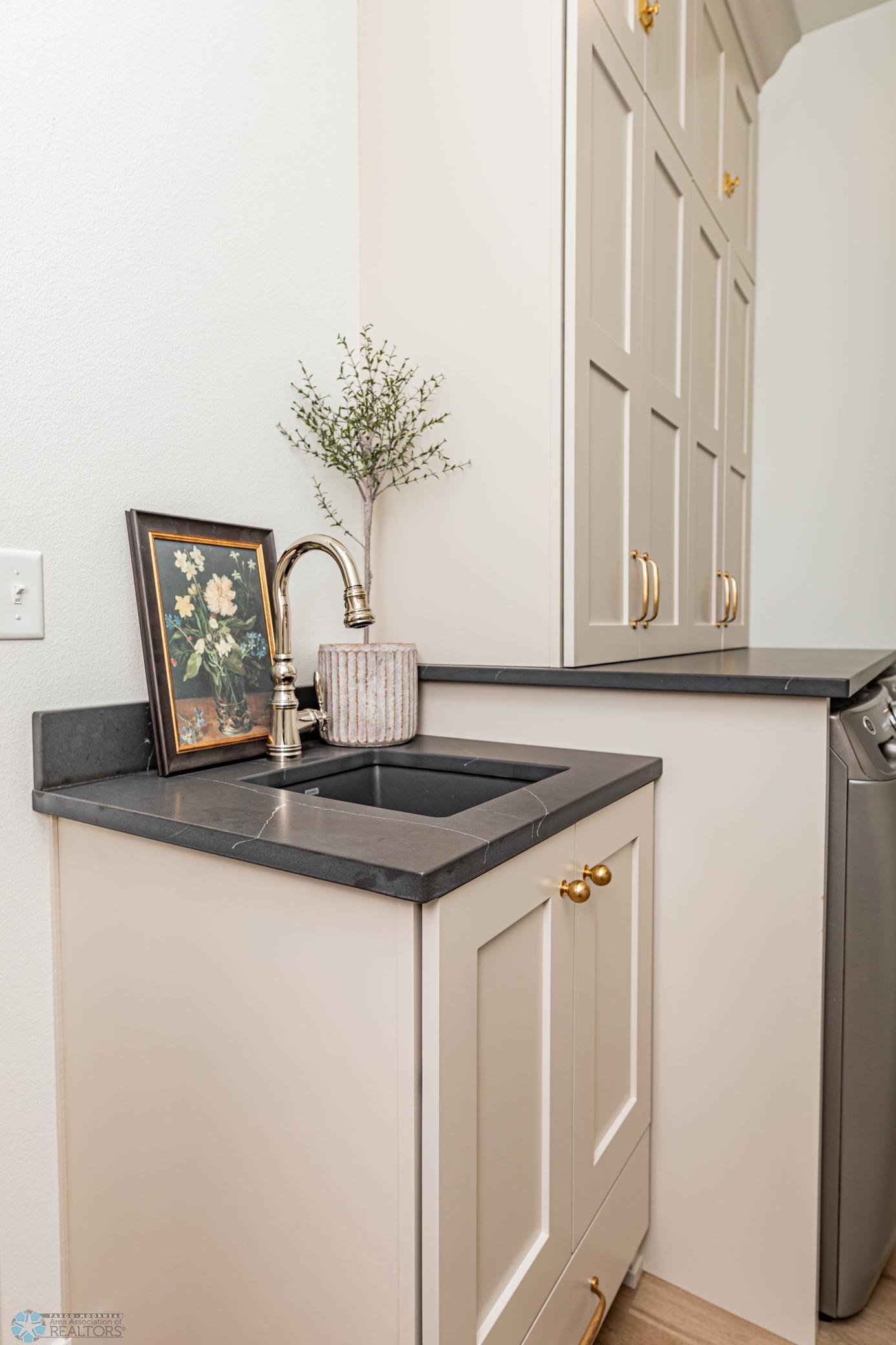 laundry sink
