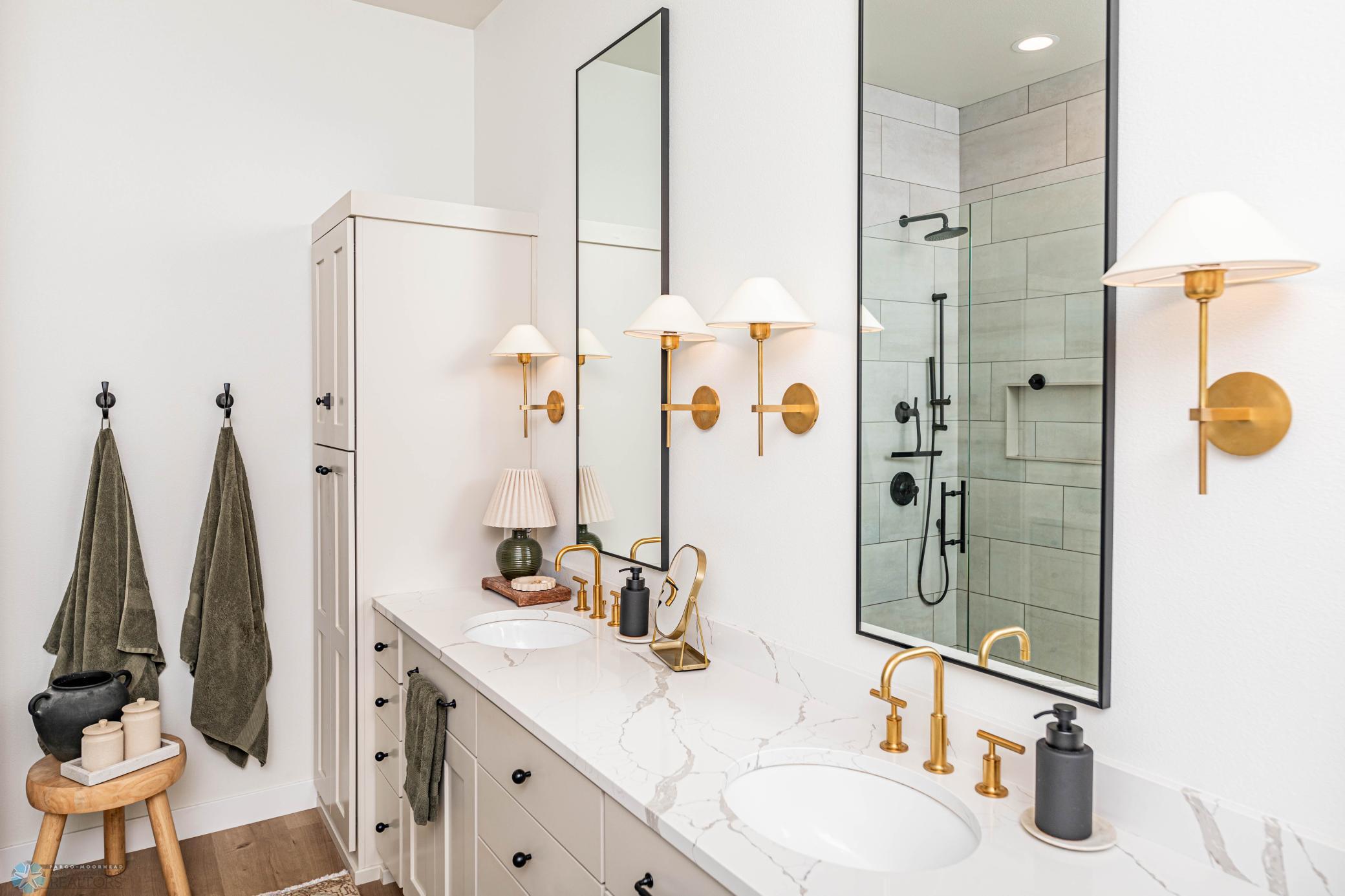 dual vanity