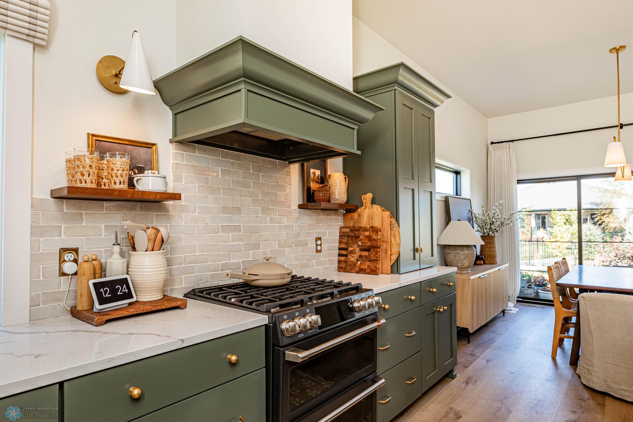 custom range hood