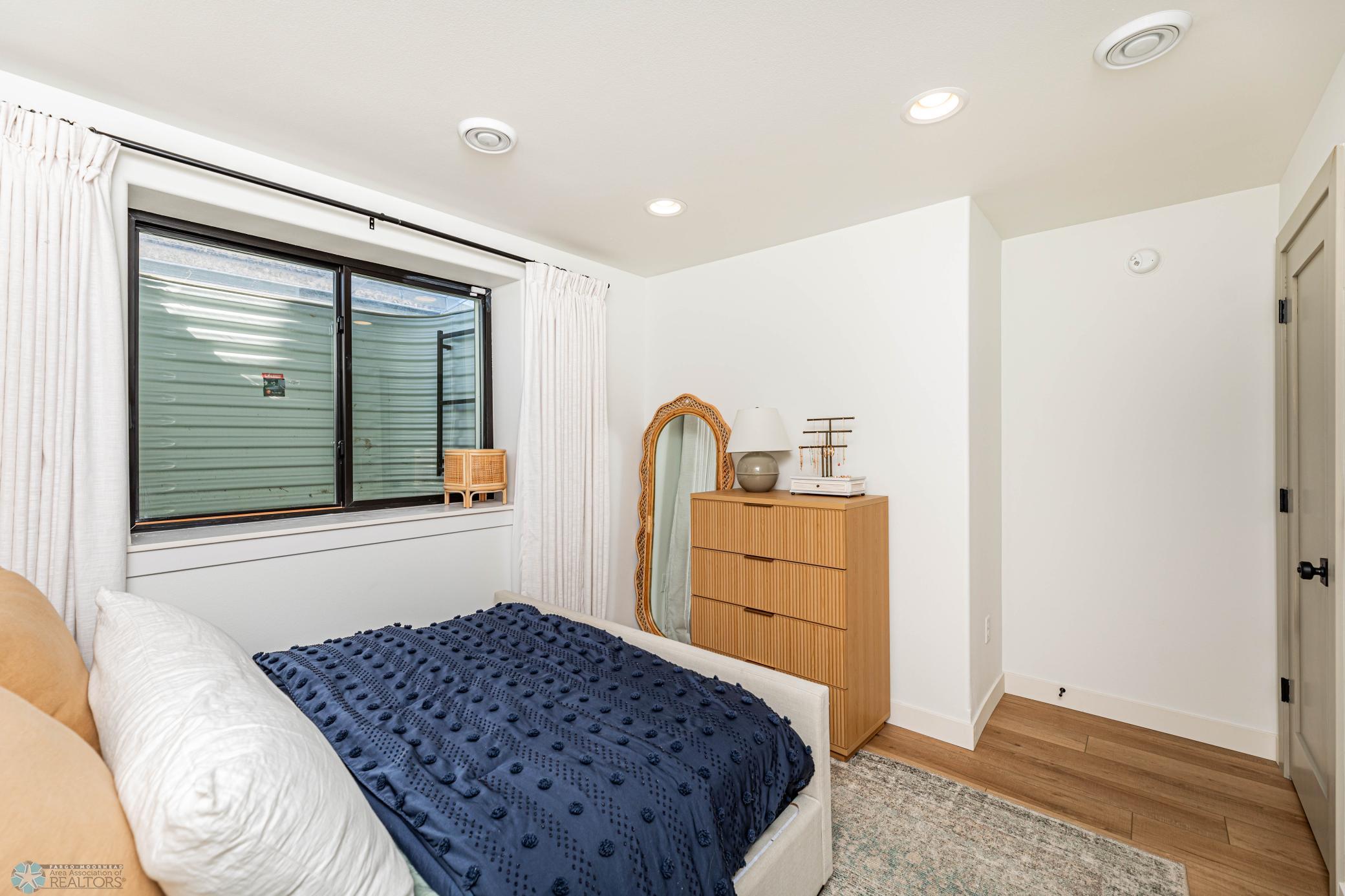 4th bedroom