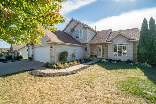 Photo for 410 Wolfcreek Circle, Roberts, WI 54023 - listing #6614031 410 Wolfcreek Circle, Roberts, WI 54023