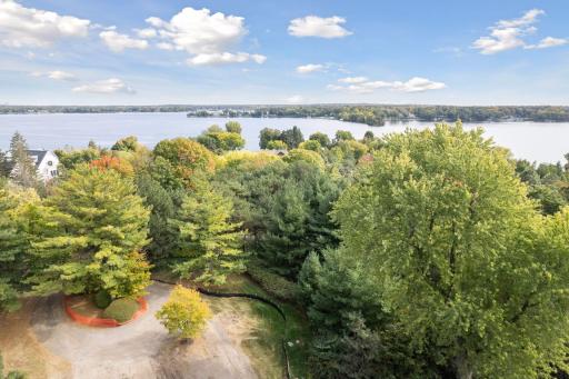308 Ferndale Road W, Wayzata, MN 55391