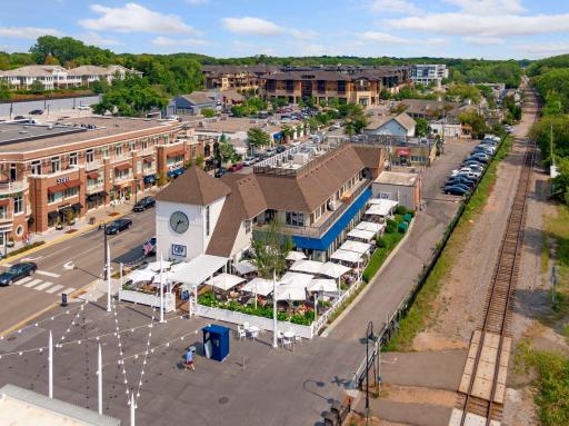 Downtown Wayzata dingin and shopping - just down the hill