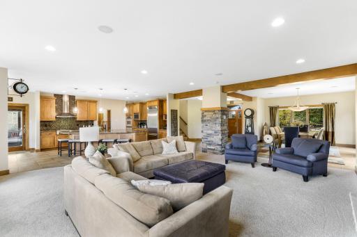 21451 Bitterbush Pass, Prior Lake, MN 55372