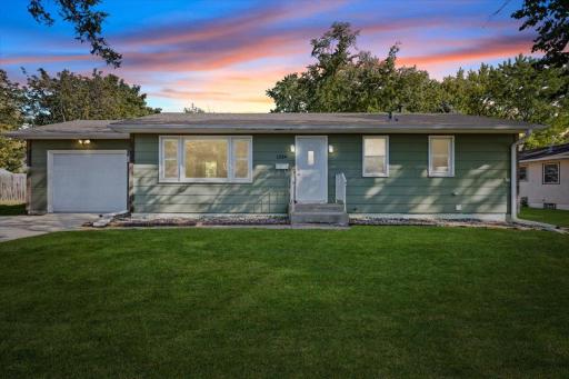 1234 Laurel Avenue, Saint Paul Park, MN 55071