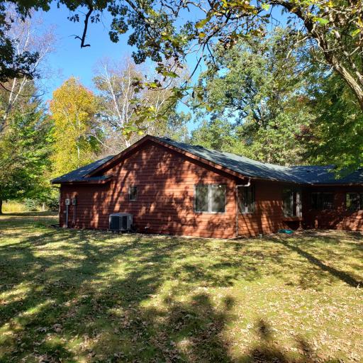 5185 SE 125th Avenue, Clear Lake, MN 55319