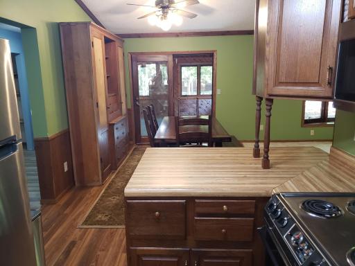 5185 SE 125th Avenue, Clear Lake, MN 55319