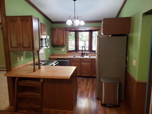 5185 SE 125th Avenue, Clear Lake, MN 55319