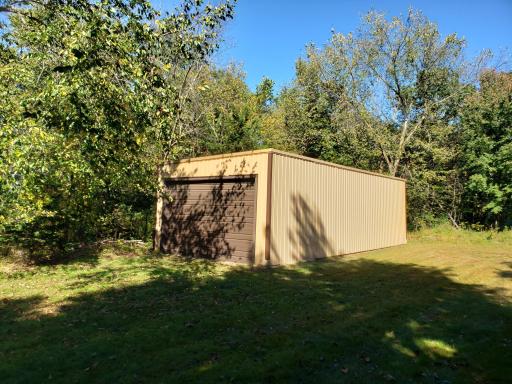 5185 SE 125th Avenue, Clear Lake, MN 55319