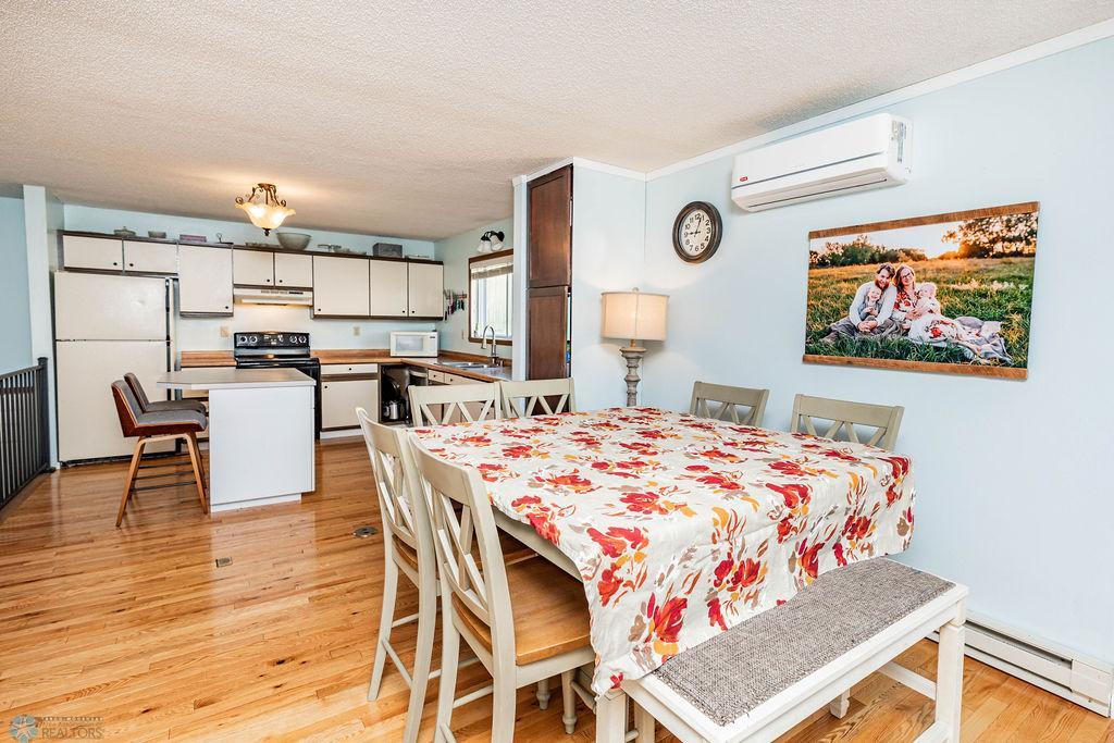 Open Concept Flows Nicely