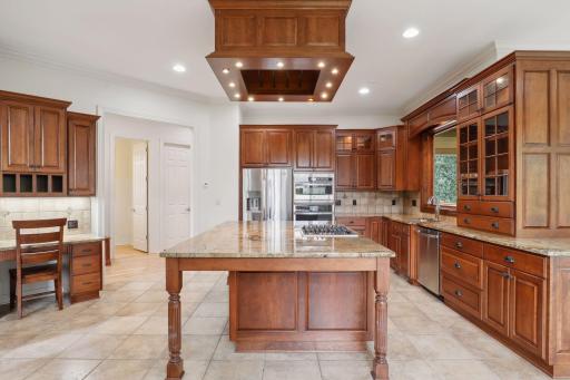 5435 Scenic View Drive SW, Rochester, MN 55902