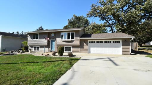 516 Pearl Street, Zumbrota, MN 55992